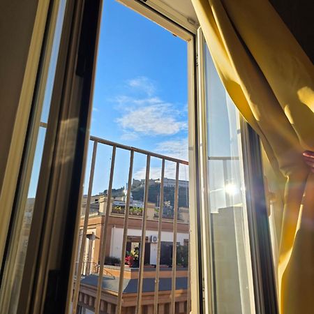 Barbaja Suites In Street Toledo 205 那不勒斯 外观 照片