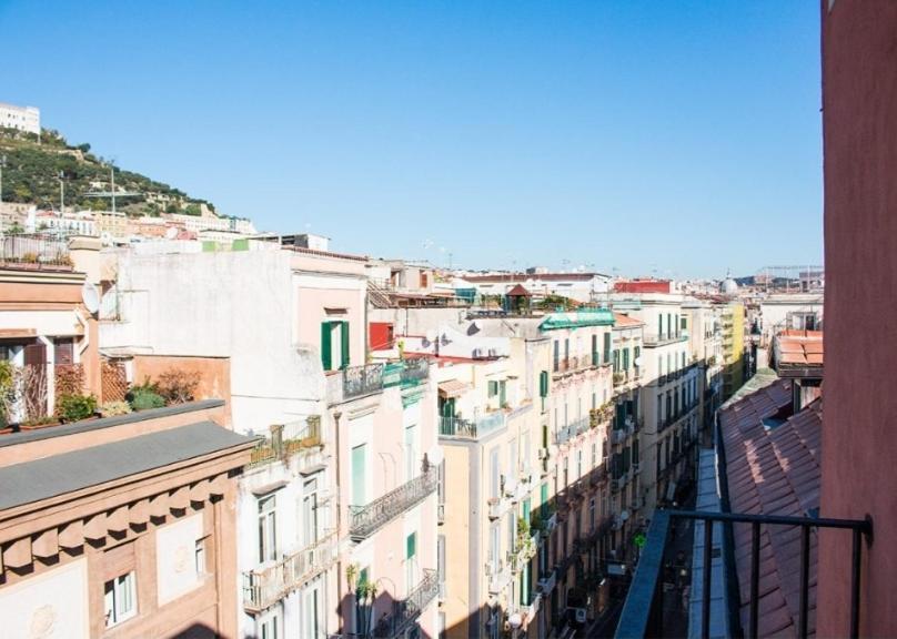 Barbaja Suites In Street Toledo 205 那不勒斯 外观 照片